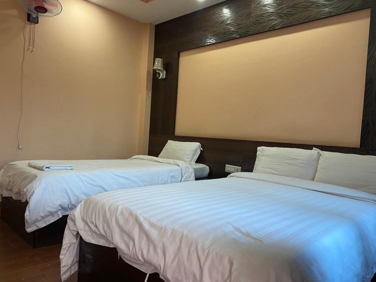 Hotel Gorkha Palace Pvt. Ltd Екстер'єр фото